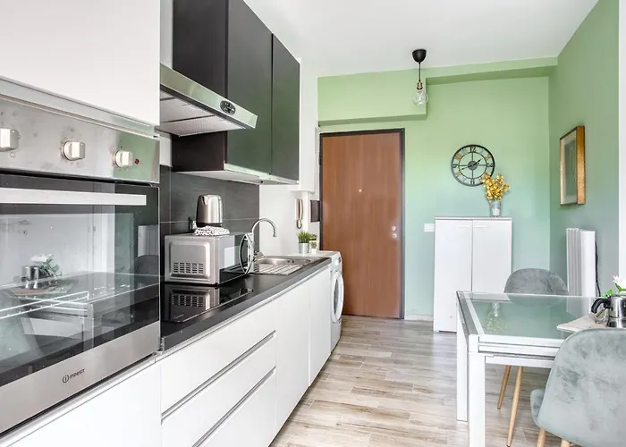Joivy Lively Flat Near City Centre